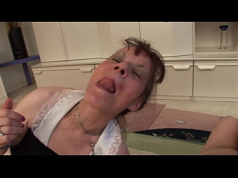 ❤️ Zwee Bomien an ee Grousspapp hunn en Dräier ️❌ Fucking Video  op lb.libporno.ru ❤